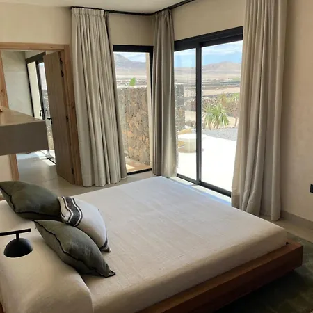 Casa Victoria El Roque